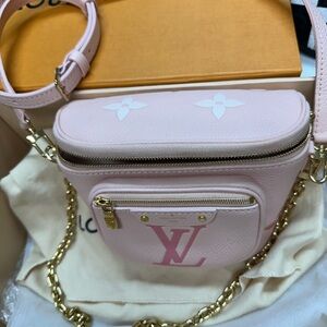 Louis Vuitton Light Pink Leather Crossbody Bag with Gold Hardware